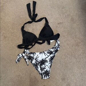 Beachside bikini bathing suit